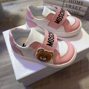 Moschino kids sneakers